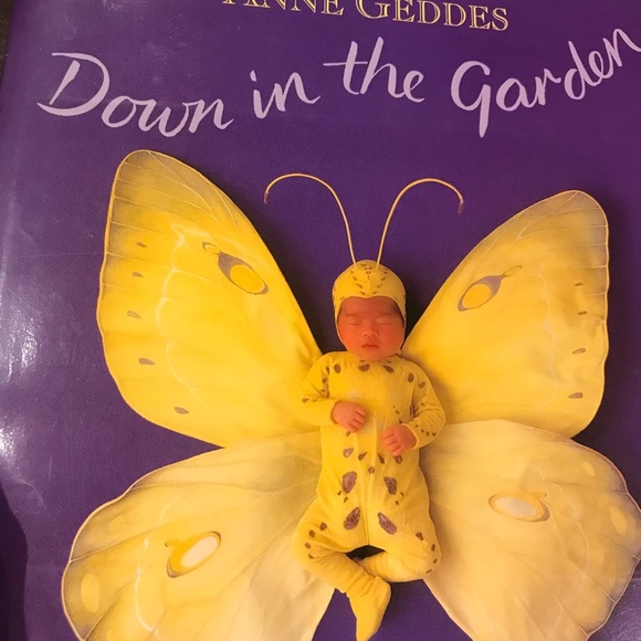 Cedco Publishers Other - ANNE GEDDES DOWN IN THE GARDEN NWOT